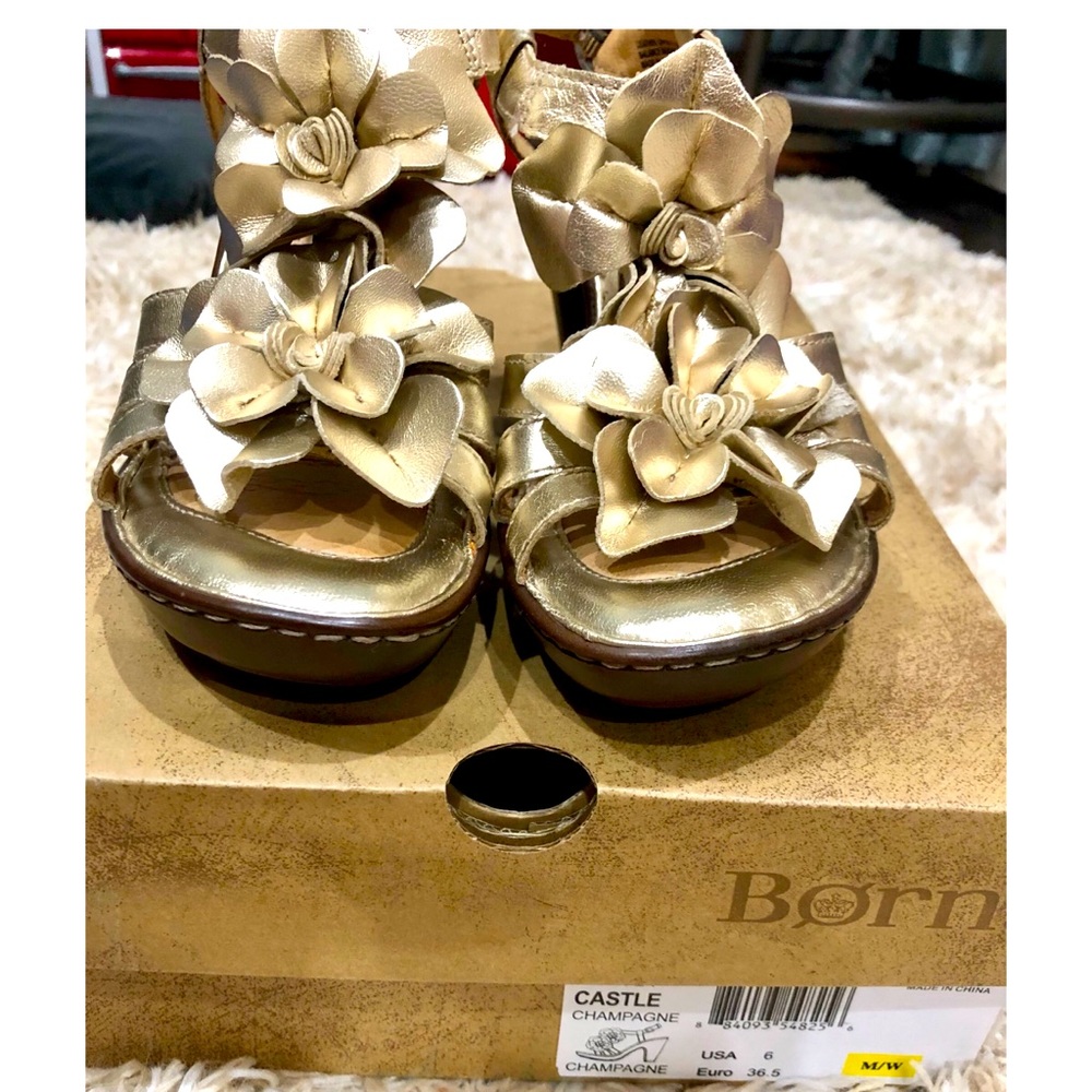 BORN  champange shoes NIB size 6